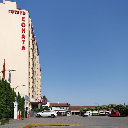 Sonata Hotel & Restaurant "Готель Соната" 리비프 외부 사진